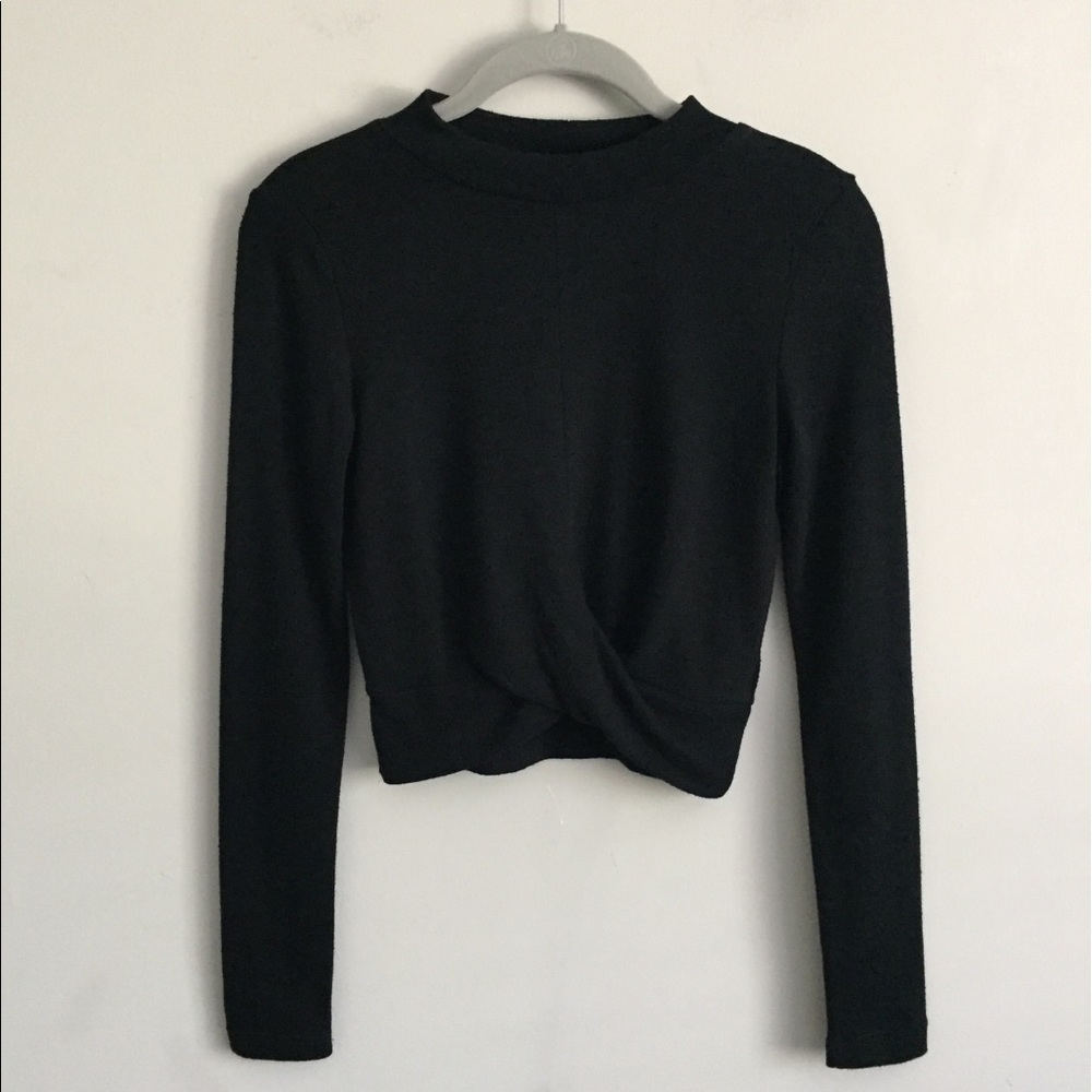Derek Heart Front Knotted Crop Top Small - Picture 2 of 6